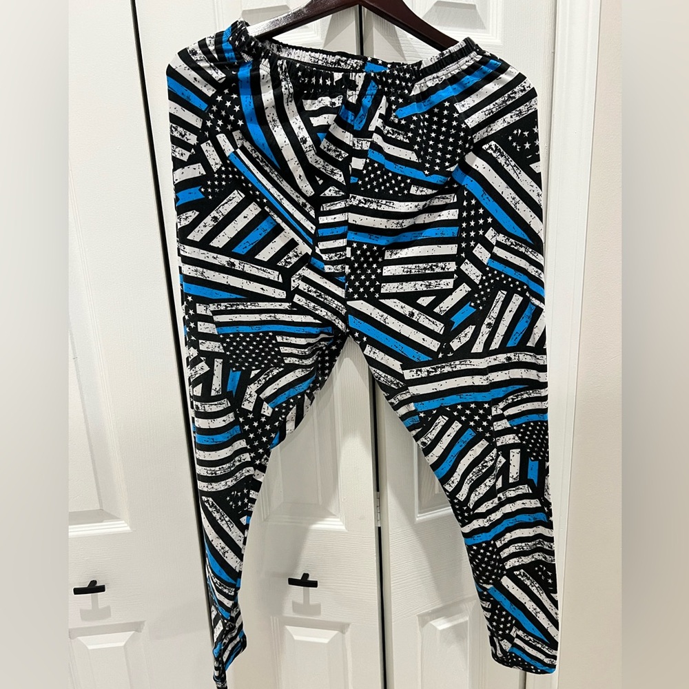 Thin blue line leggings size plus